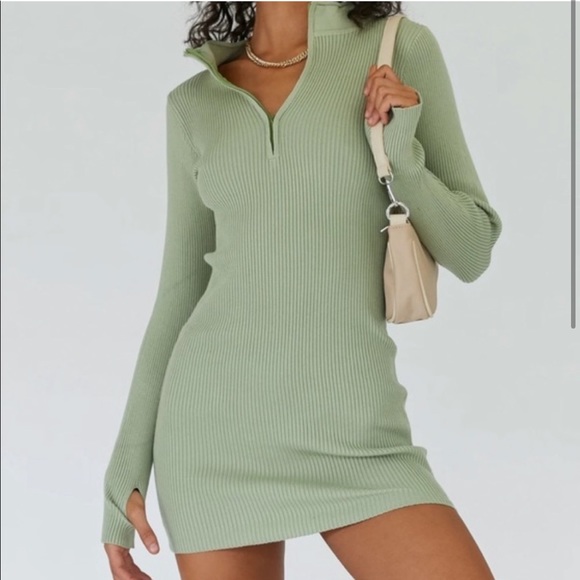 Princess Polly Dresses & Skirts - Princess Polly Sweater Dress